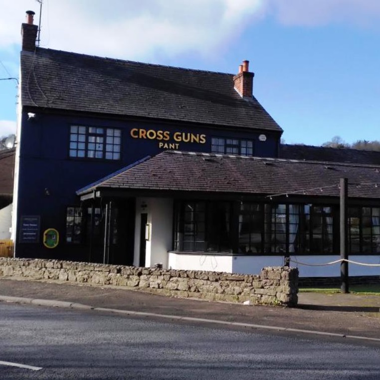 picture of the frontage of the Cross Guns pub in pant